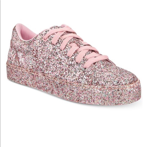 sparkly pink tennis shoes
